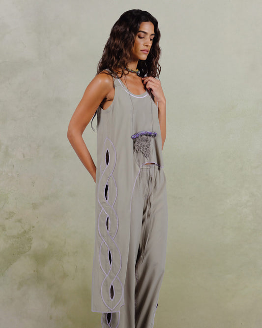 Asymmetrical Panel Top
